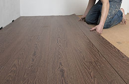 Read more about the article Why Your Hardwood Flooring Update Should be Done Now Before Spring Cleaning 2024